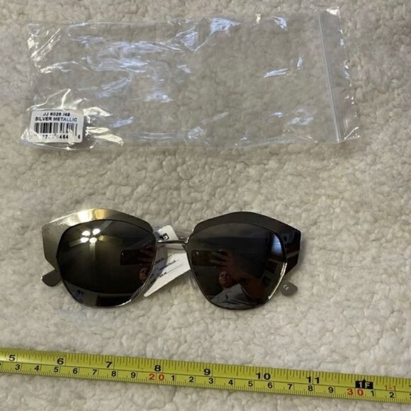 Joe’s Jeans Silver Metallic Sunglasses NWT main image 5
